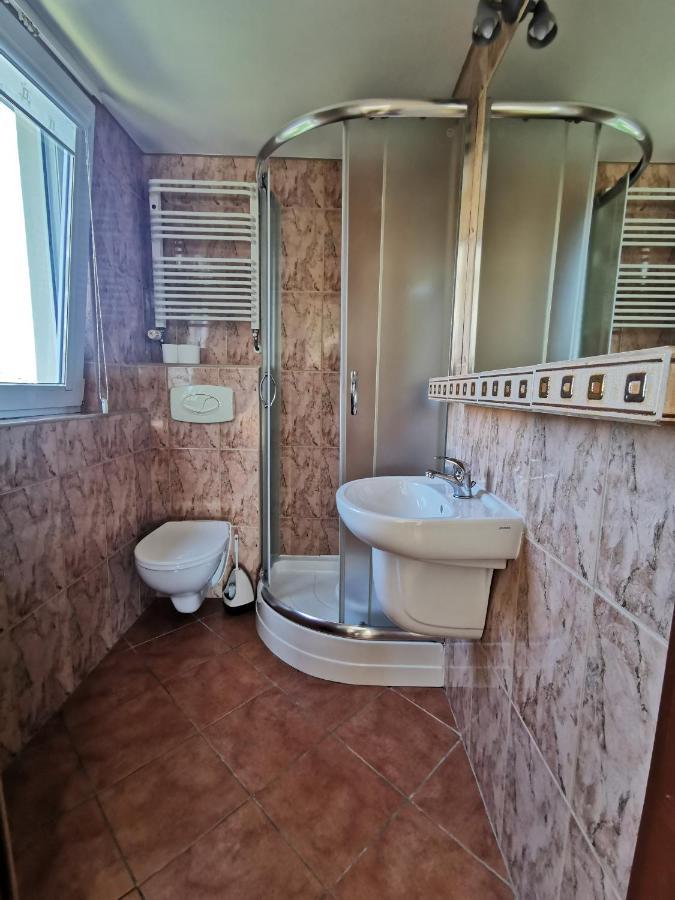 Sympatik Bed & Breakfast Jastrzębia Góra Exterior foto